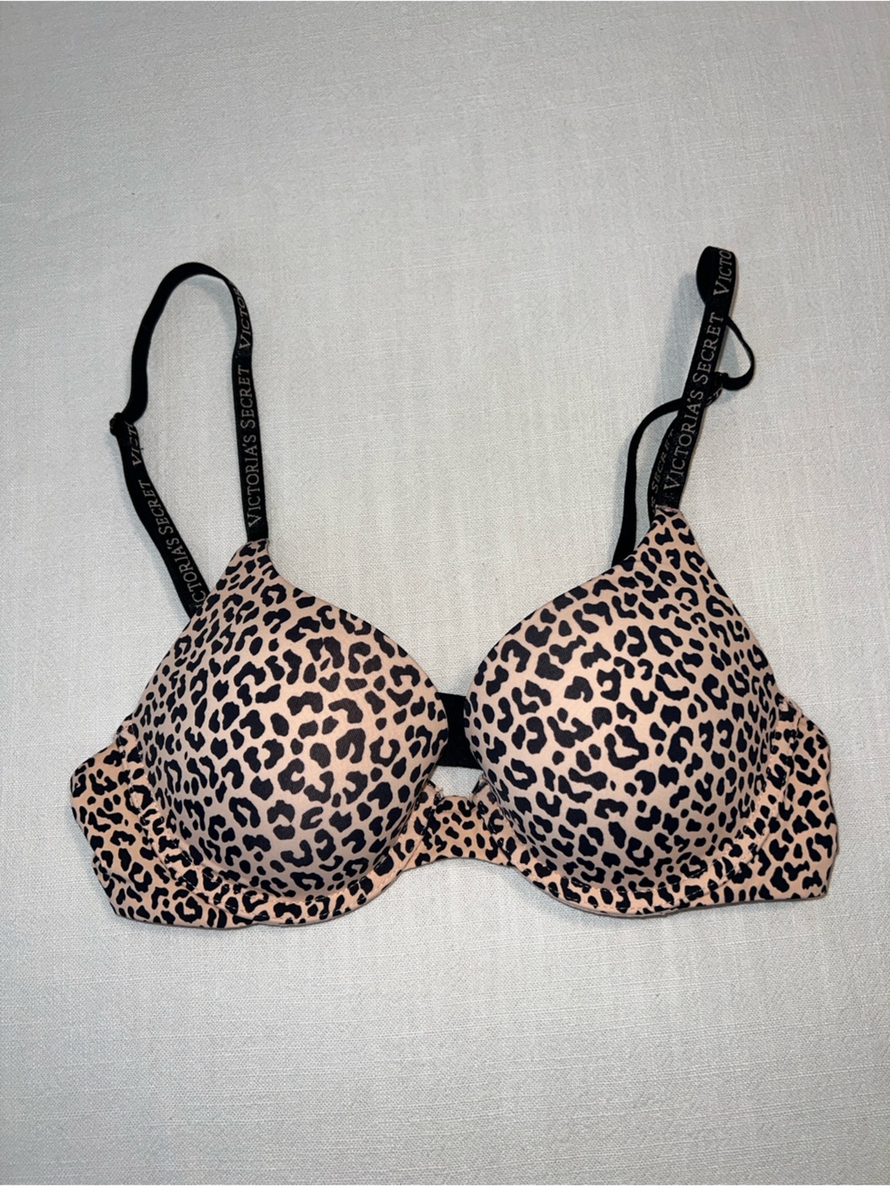 Victoria's Secret Leopard-Print T-Shirt Bra in Nude and Black